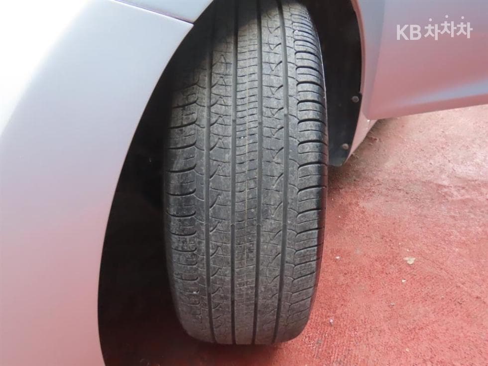 Hyundai The New (facelift) Avante (Elantra)1.6 GDi Modern Standard - 19