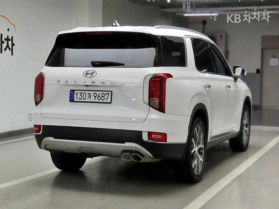 Hyundai Palisade3.8 Gasoline 7-seater (Limousine) Prestige - 4
