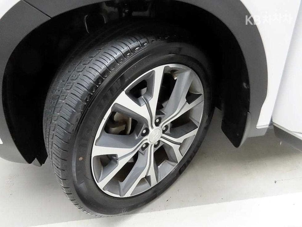 Hyundai Palisade3.8 Gasoline 7-seater (Limousine) Prestige - 19