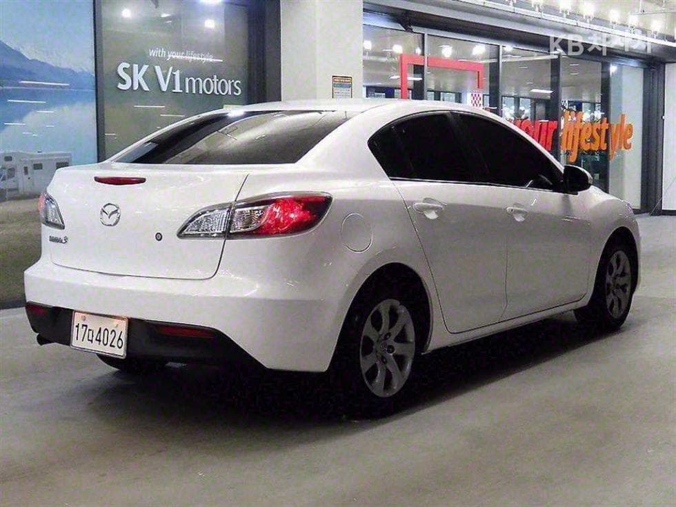 마쯔다 마쯔다32.0 Sedan - 4