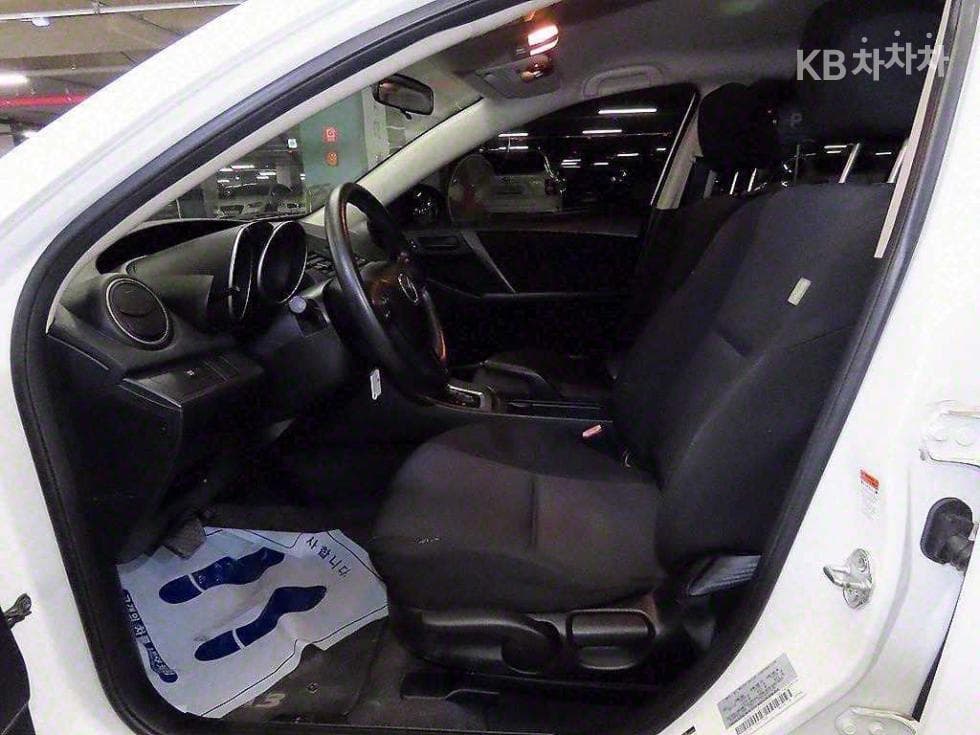 마쯔다 마쯔다32.0 Sedan - 6