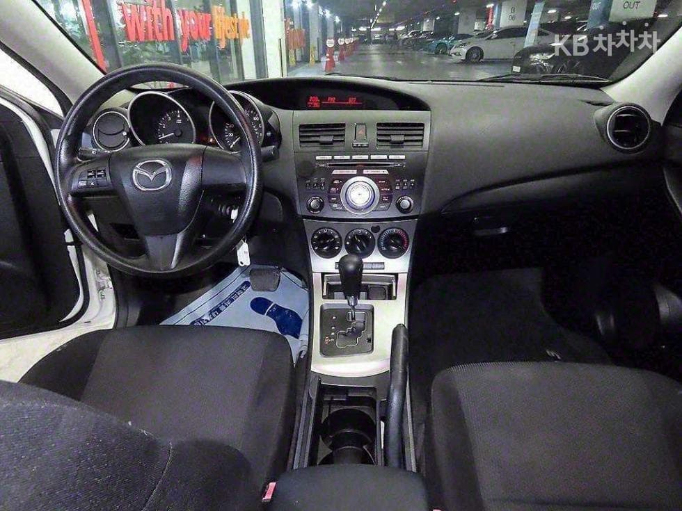 마쯔다 마쯔다32.0 Sedan - 10