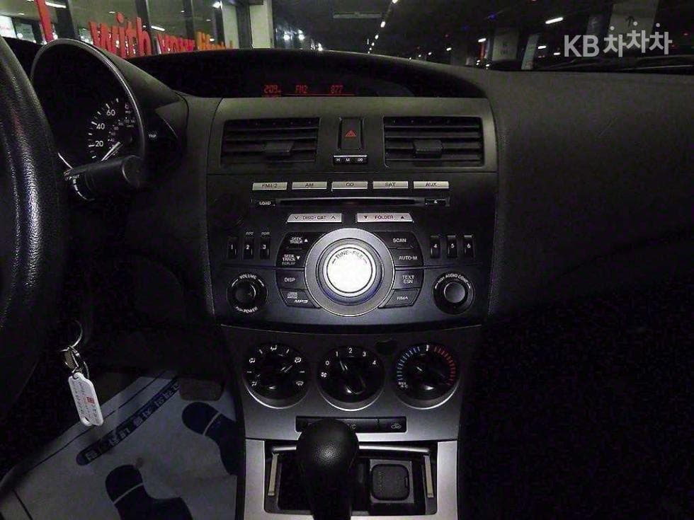 마쯔다 마쯔다32.0 Sedan - 11