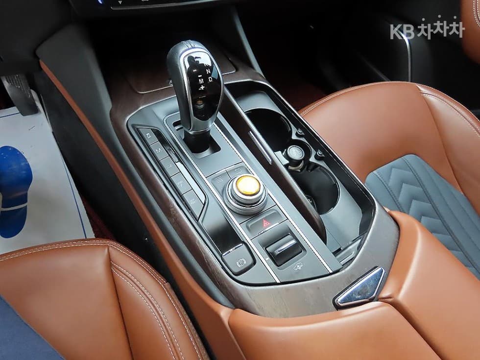 마세라티 르반떼3.0 Diesel AWD 그란루쏘 - 10