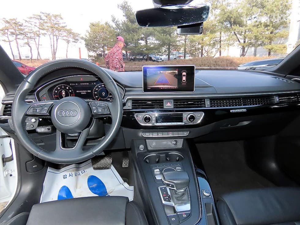 Audi A5(8W6)45 TFSI Quattro Sportback Premium - 7