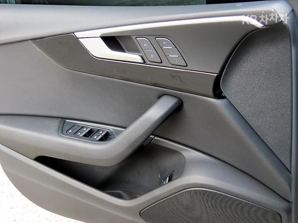 Audi A5(8W6)45 TFSI Quattro Sportback Premium - 12