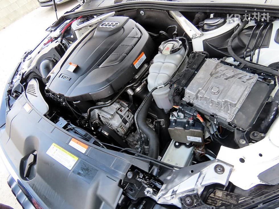 Audi A5(8W6)45 TFSI Quattro Sportback Premium - 19