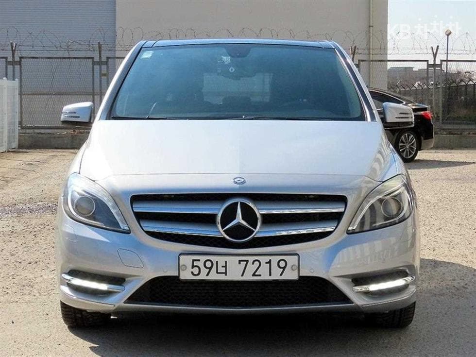 Mercedes-Benz B클래스 W246B200 CDI 블루이피션시 스포츠팩
