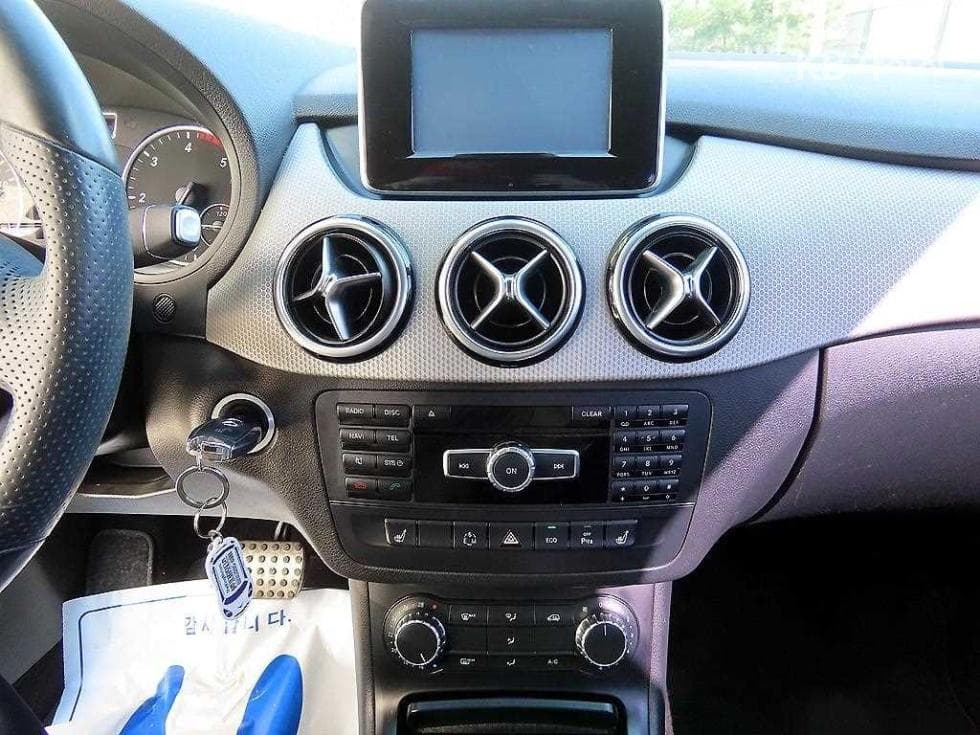 Mercedes-Benz B클래스 W246B200 CDI 블루이피션시 스포츠팩 - 14