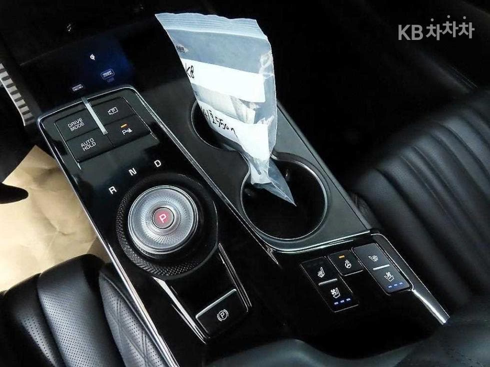 Kia K82.5L gasoline Signature - 10