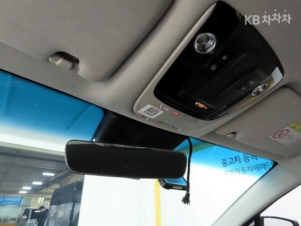Kia K82.5L gasoline Signature - 17