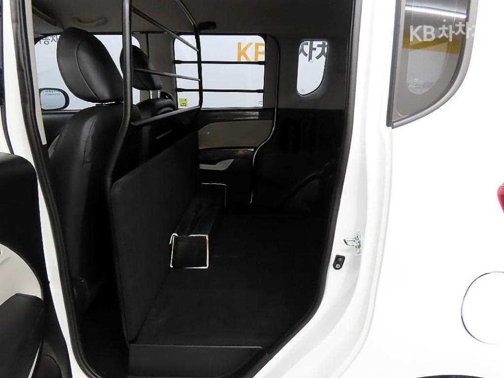 Kia The New (facelift) Ray (van) Van1.0 Gasoline Van 2-seater Standard - 6