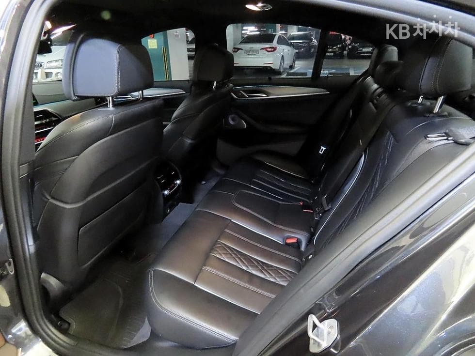 BMW 올New5 Series (G30)M550d xDrive - 7