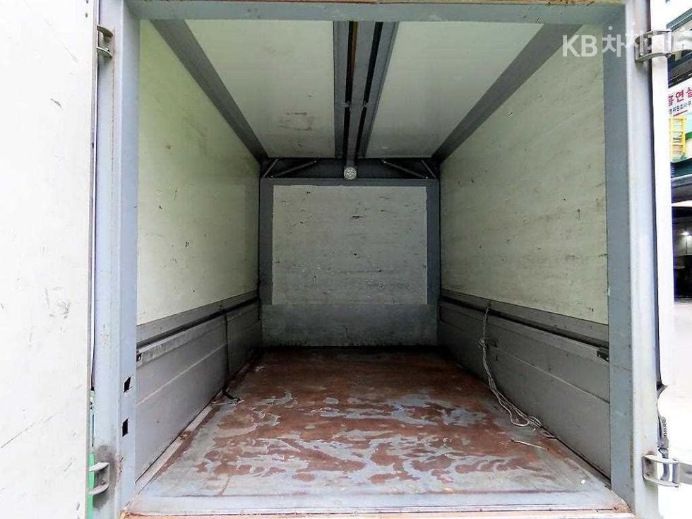 Kia Bongo 3 (light truck)1 Ton Wing Body Extra Long Manual식 King Cab Deluxe - 14