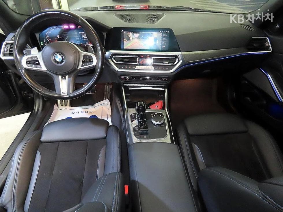 BMW 3 Series (G20)320i M Sport - 10