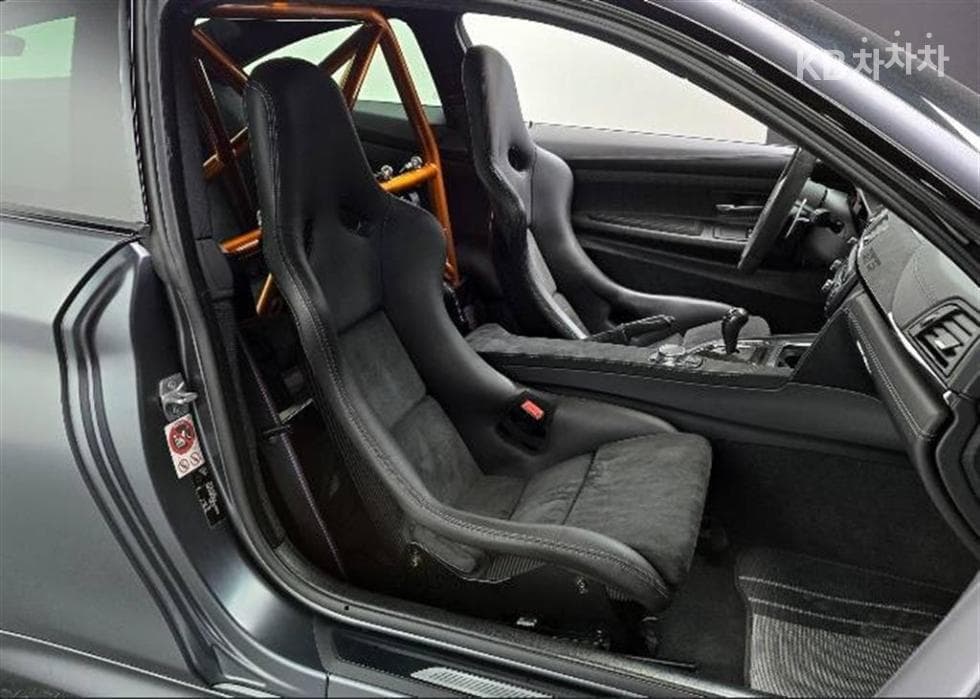 BMW M시리즈M4 Coupe Competition - 9