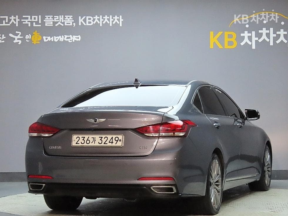 Хюндай ДженезисDHG330 Premium - 2