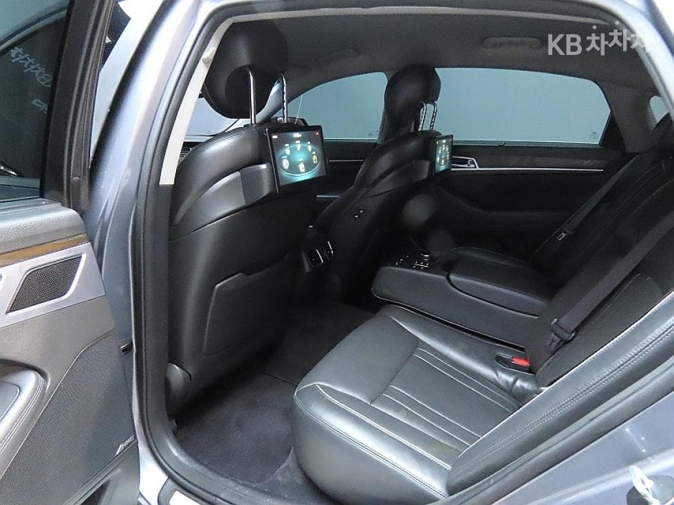 Хюндай ДженезисDHG330 Premium - 11