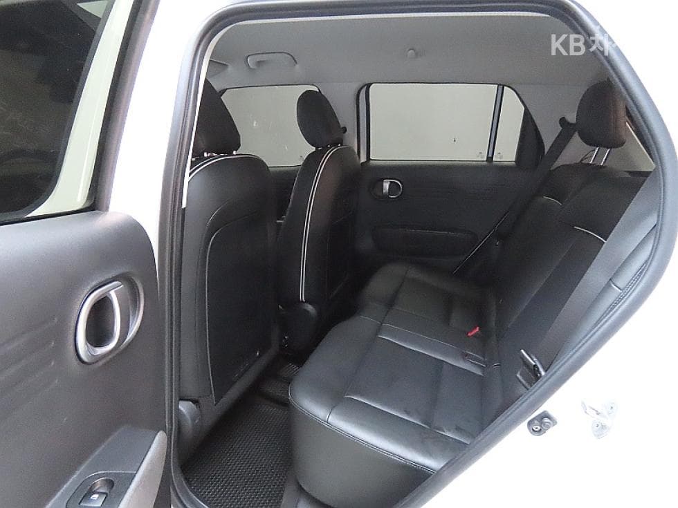 Hyundai Casper1.0 Turbo Gasoline 디 에센셜 - 11