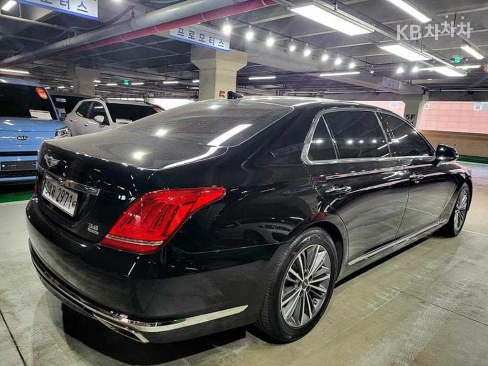 Дженезис EQ9003.8 GDI AWD Премиум Люкс - 4