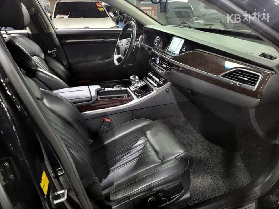 Дженезис EQ9003.8 GDI AWD Премиум Люкс - 8