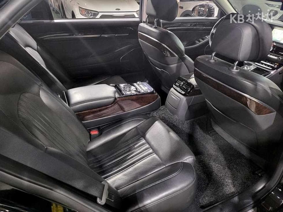 Дженезис EQ9003.8 GDI AWD Премиум Люкс - 9