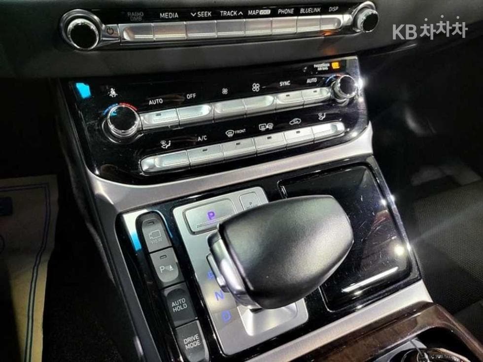 Дженезис EQ9003.8 GDI AWD Премиум Люкс - 16