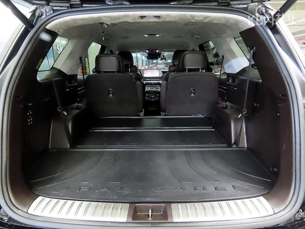 Hyundai The New (facelift) Palisade3.8 Gasoline 2WD Calligraphy - 17