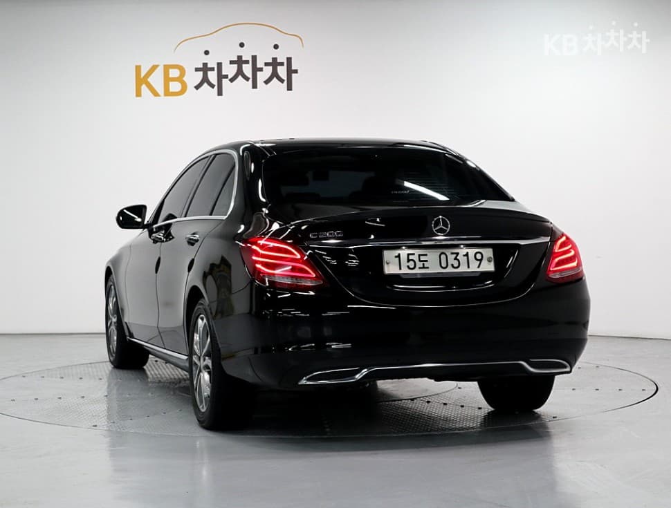 Mercedes-Benz The New (фейслифт) C-КласC200 Avantgarde W205 - 3