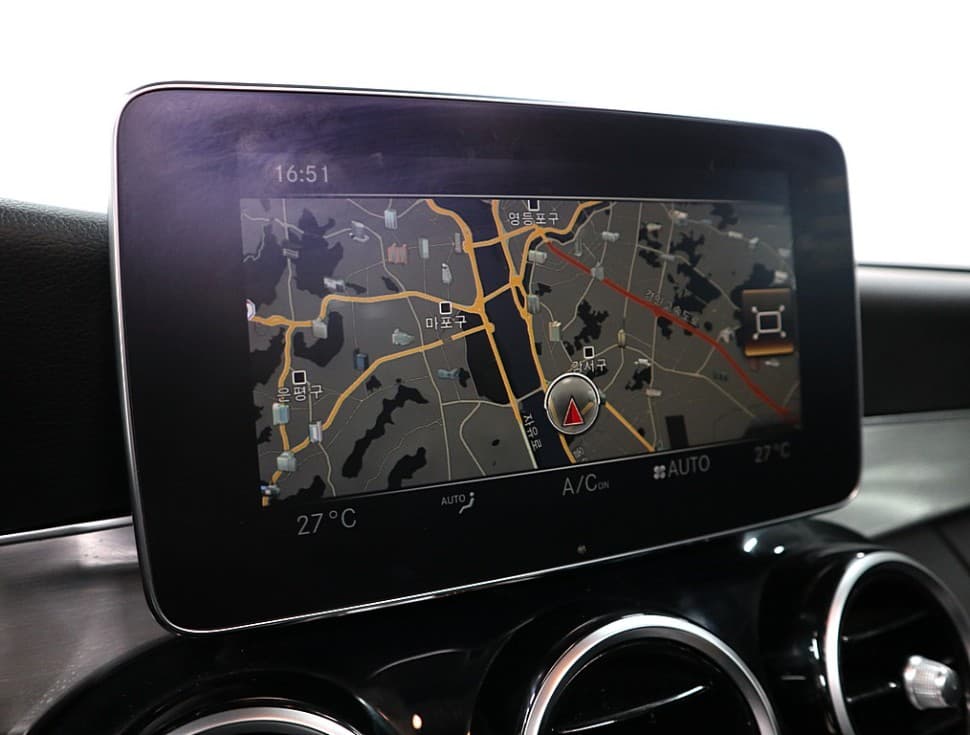 Mercedes-Benz The New (фейслифт) C-КласC200 Avantgarde W205 - 12