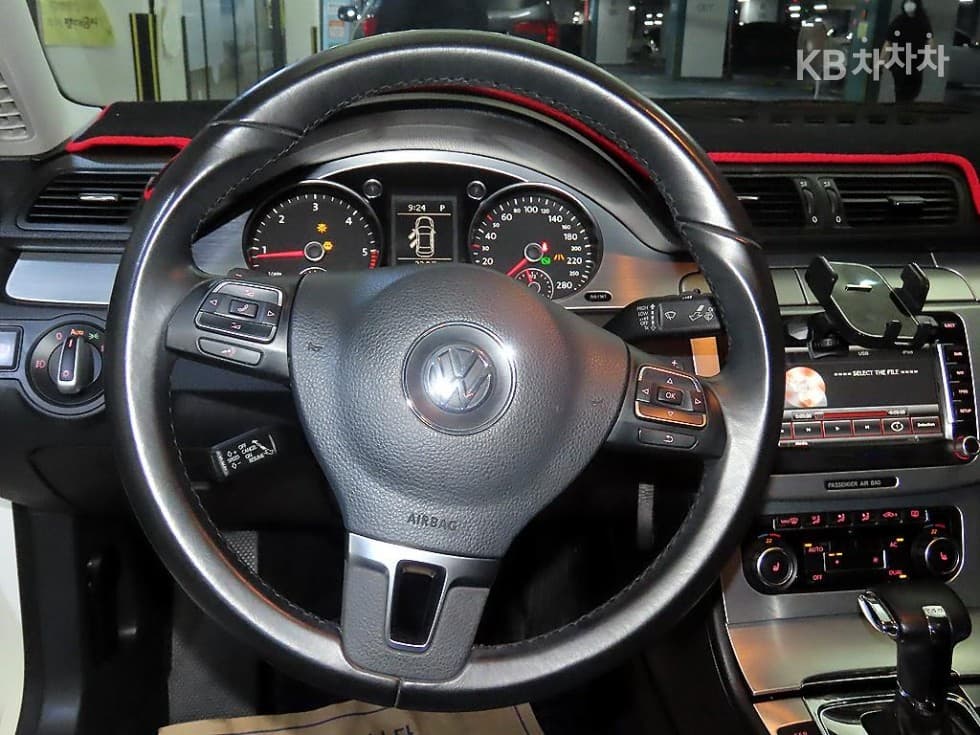 Volkswagen CC2.0 Turbo Diesel Injection Standard - 8