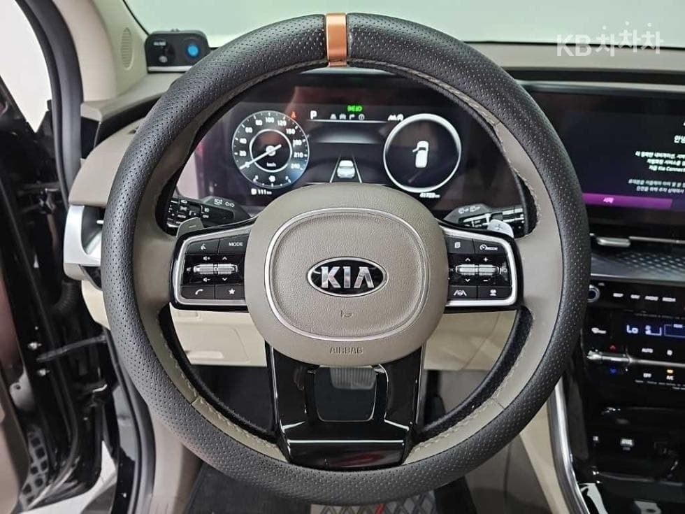 Kia Carnival 4th generationHigh Limousine (Carnival) D2.2 7-seater (Limousine) Signature - 9