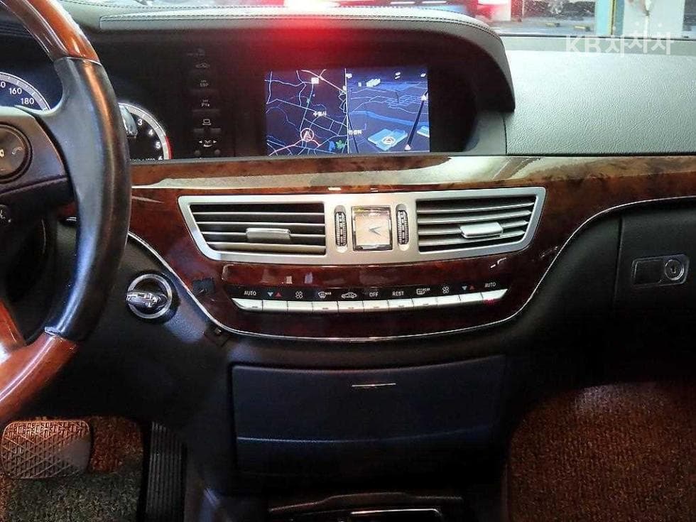 Mercedes-Benz New S-ClassS320 CDI W221 - 10