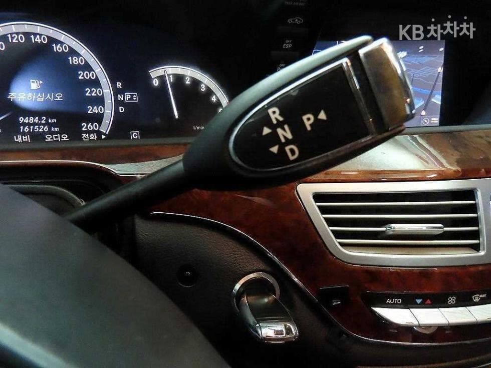 Mercedes-Benz New S-ClassS320 CDI W221 - 11