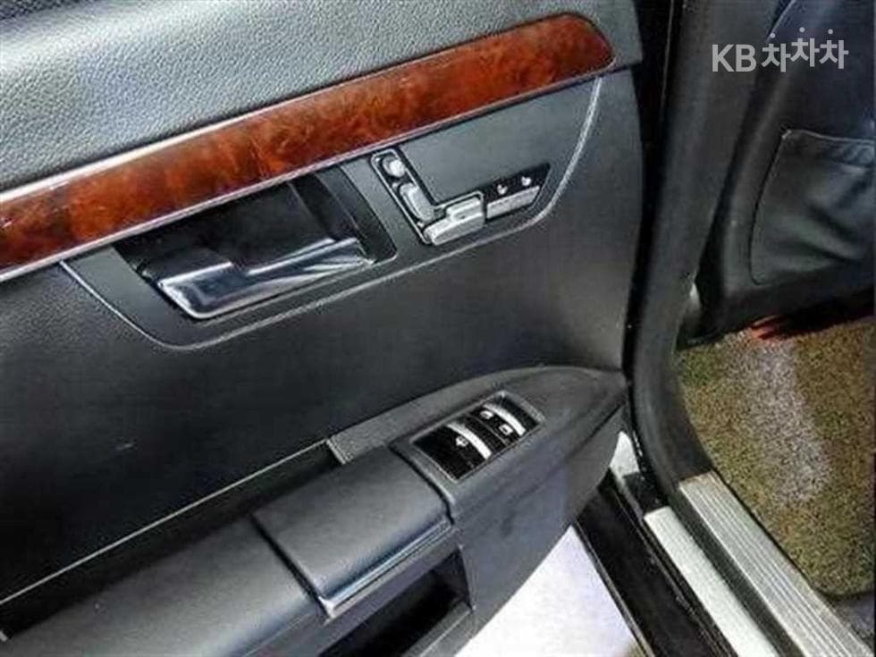 Mercedes-Benz New S-ClassS320 CDI W221 - 16