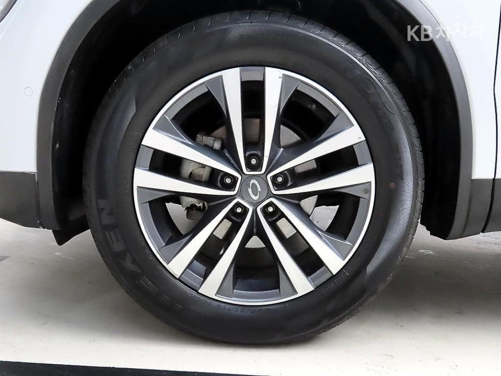 Рено Корея The New (фейслифт) QM62.0 GDe 2WD LE - 20