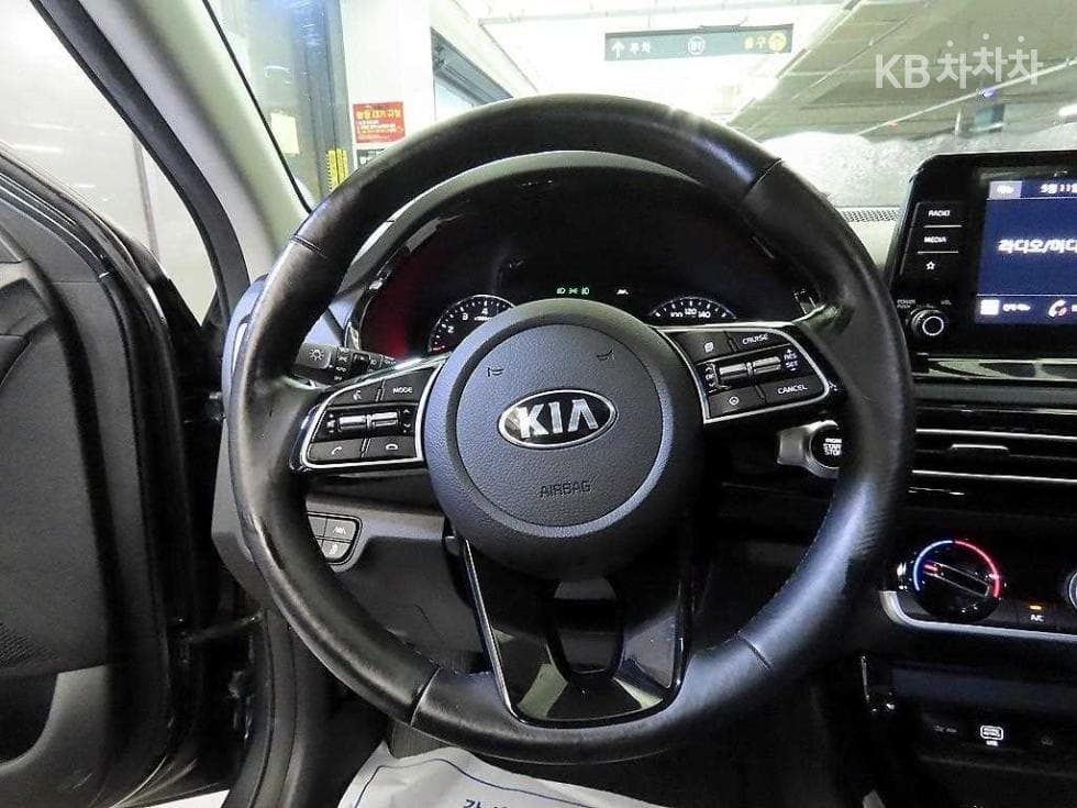 Kia Seltos1.6 Gasoline Turbo 2WD Noblesse - 8
