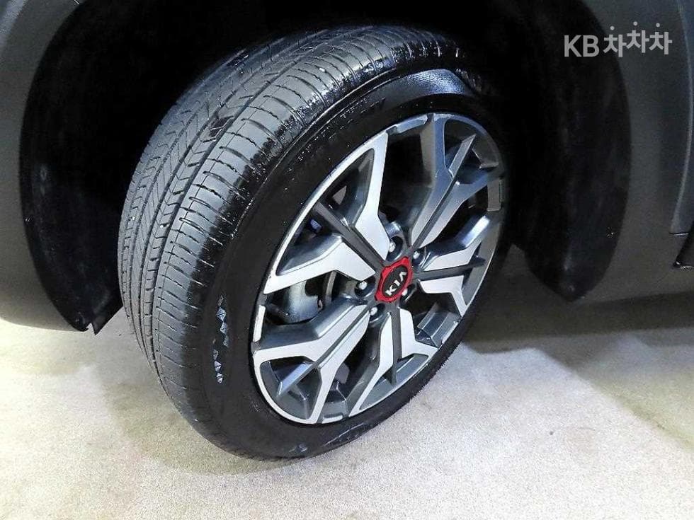 Kia Seltos1.6 Gasoline Turbo 2WD Noblesse - 20