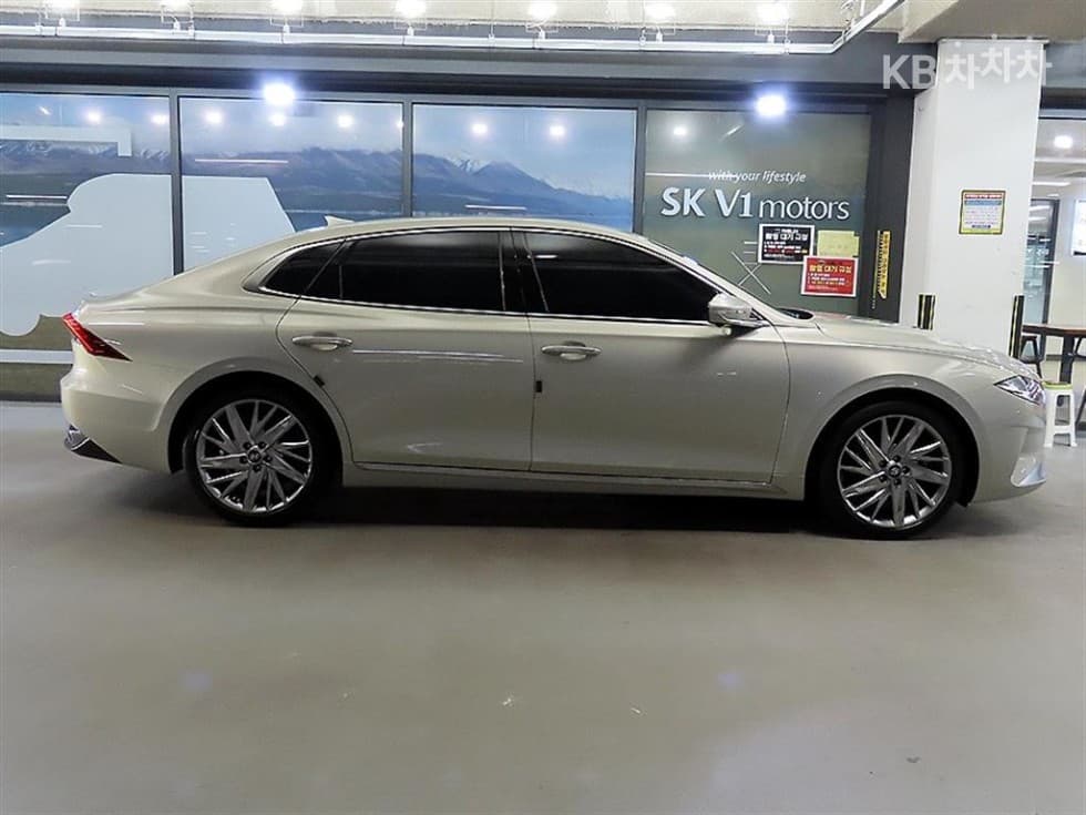 Hyundai The New (facelift) Grandeur (Azera)2.5 Calligraphy - 3