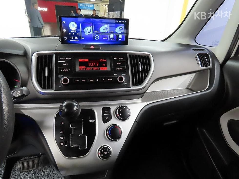 Kia The New (facelift) Ray (van) Van1.0 Gasoline Van 2-seater Standard - 15