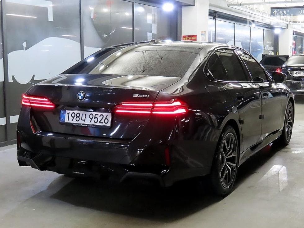 BMW New5 Series(G60)520i M Sport - 4