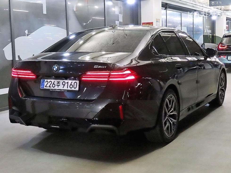 BMW New5 Series(G60)520i M Sport - 4
