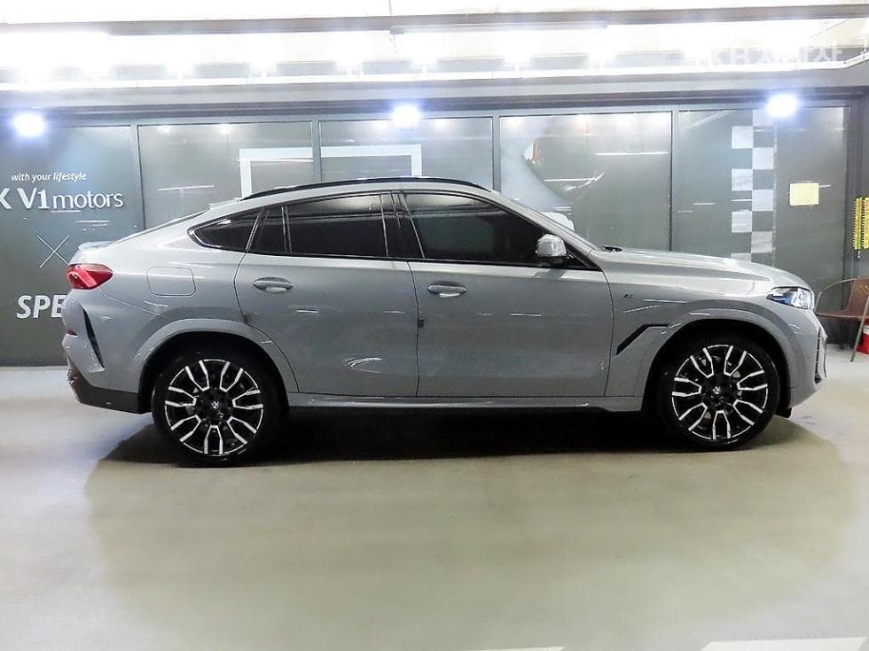 BMW X6(G06)xDrive 40i M Sport Package - 3