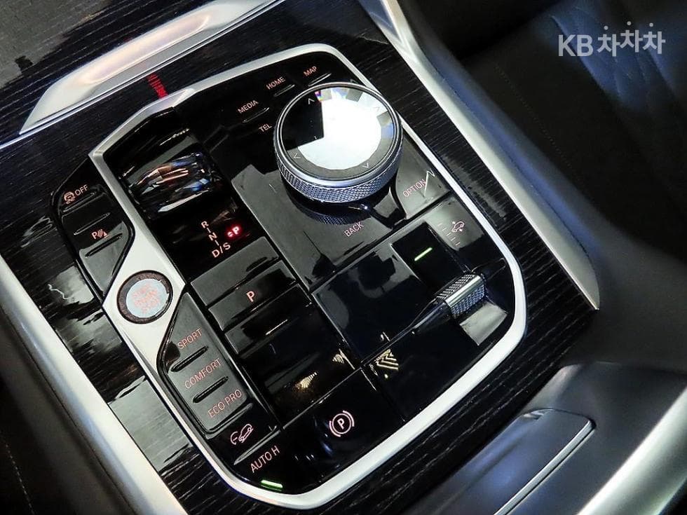 BMW X6(G06)xDrive 40i M Sport Package - 12