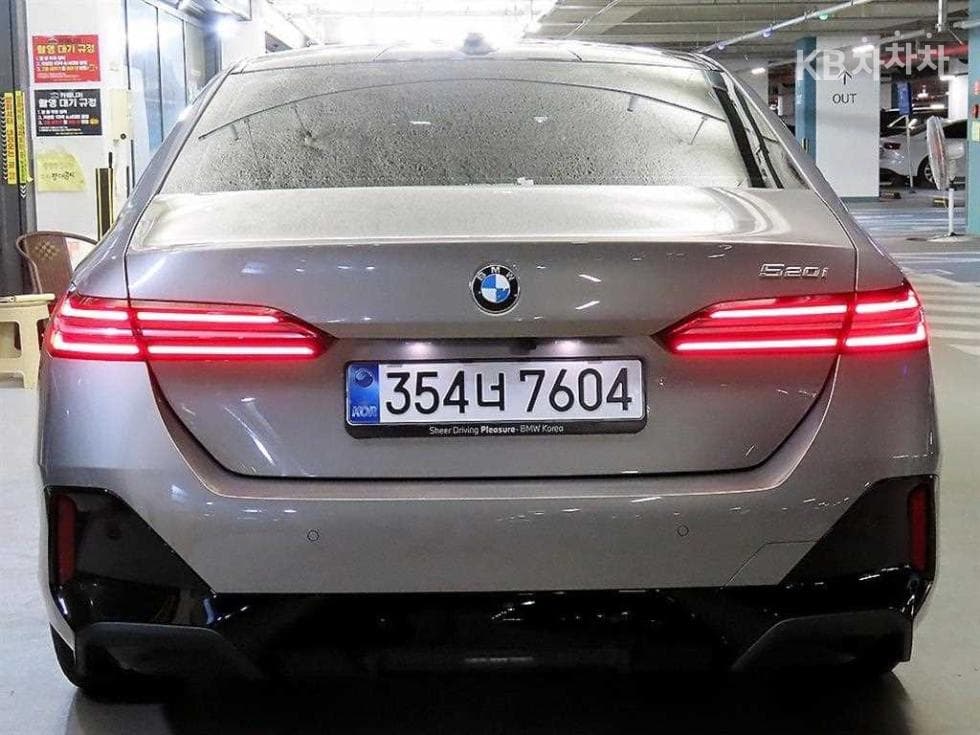 BMW New5 Series(G60)520i M Sport - 5