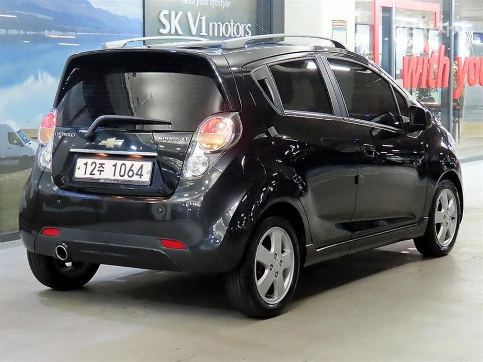 GM Korea Chevrolet SparkLT Standard - 4