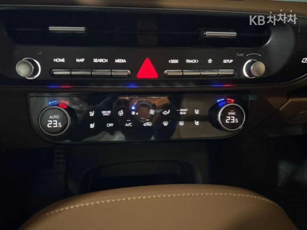 Hyundai The All New Palisade Hybrid2.5L gasoline Turbo 4WD 7-seater (Limousine) Calligraphy - 12