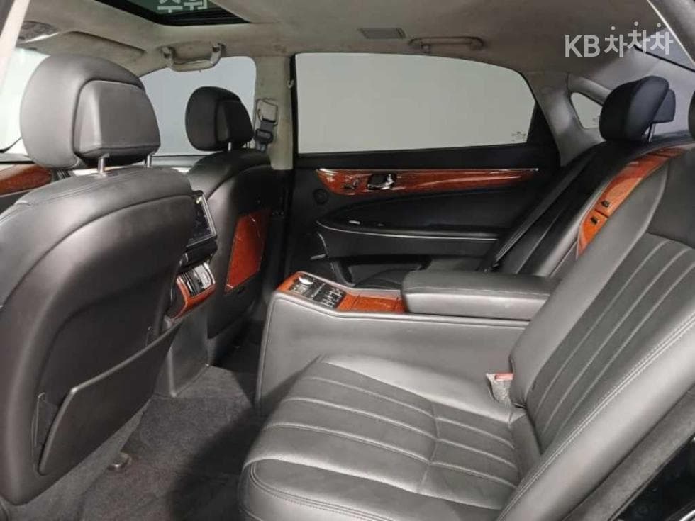 Hyundai Equus(신형)VS460 Prestige - 8