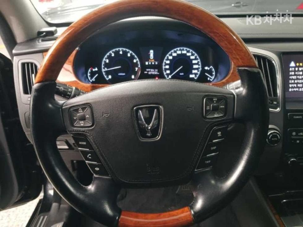 Hyundai Equus(신형)VS460 Prestige - 13