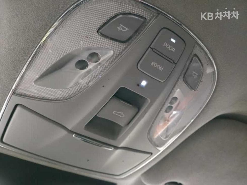 Hyundai Equus(신형)VS460 Prestige - 16
